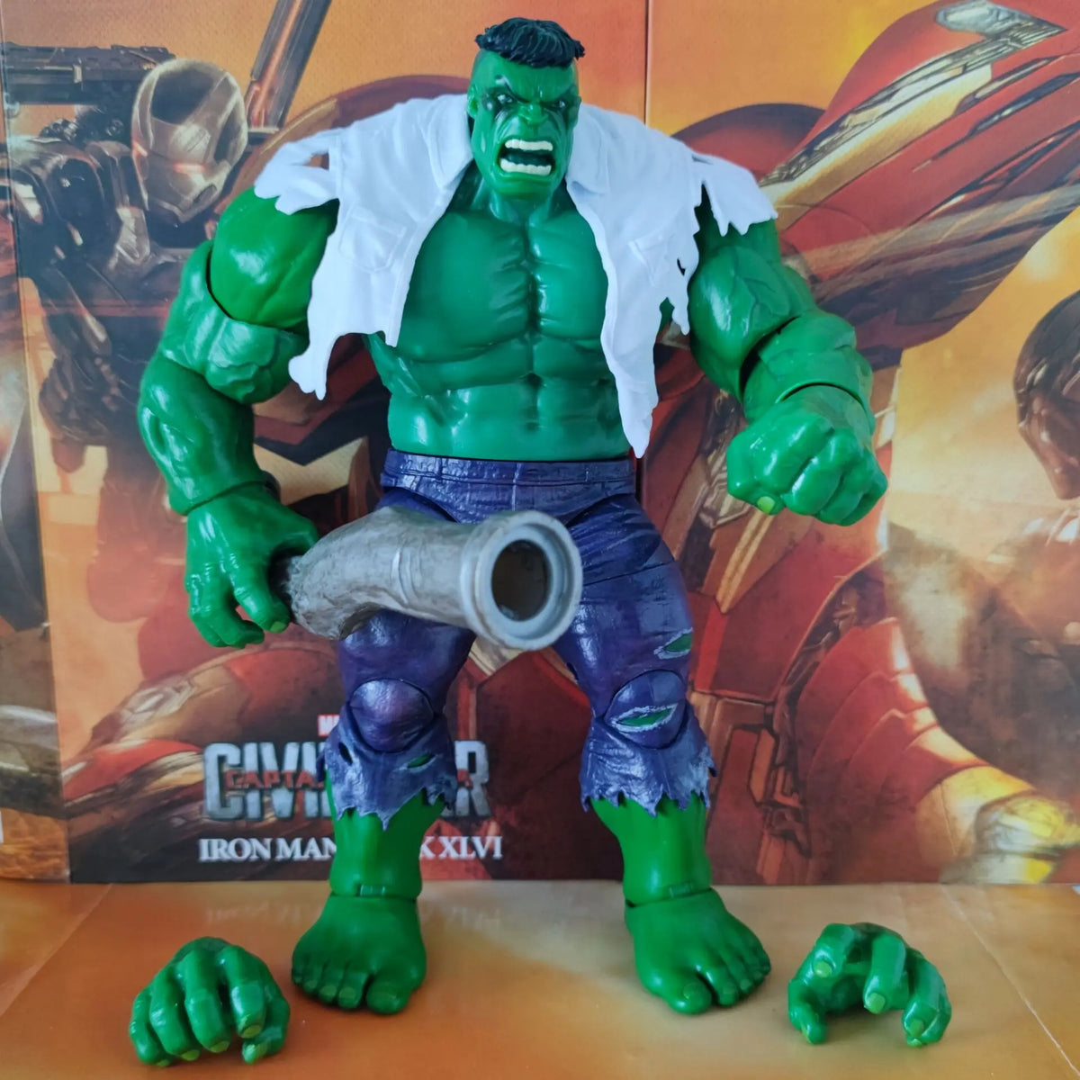 Marvel Legends 80th Anniversary Red Gray Outback Incredible Hulk with Tube 8" Loose Action Figure