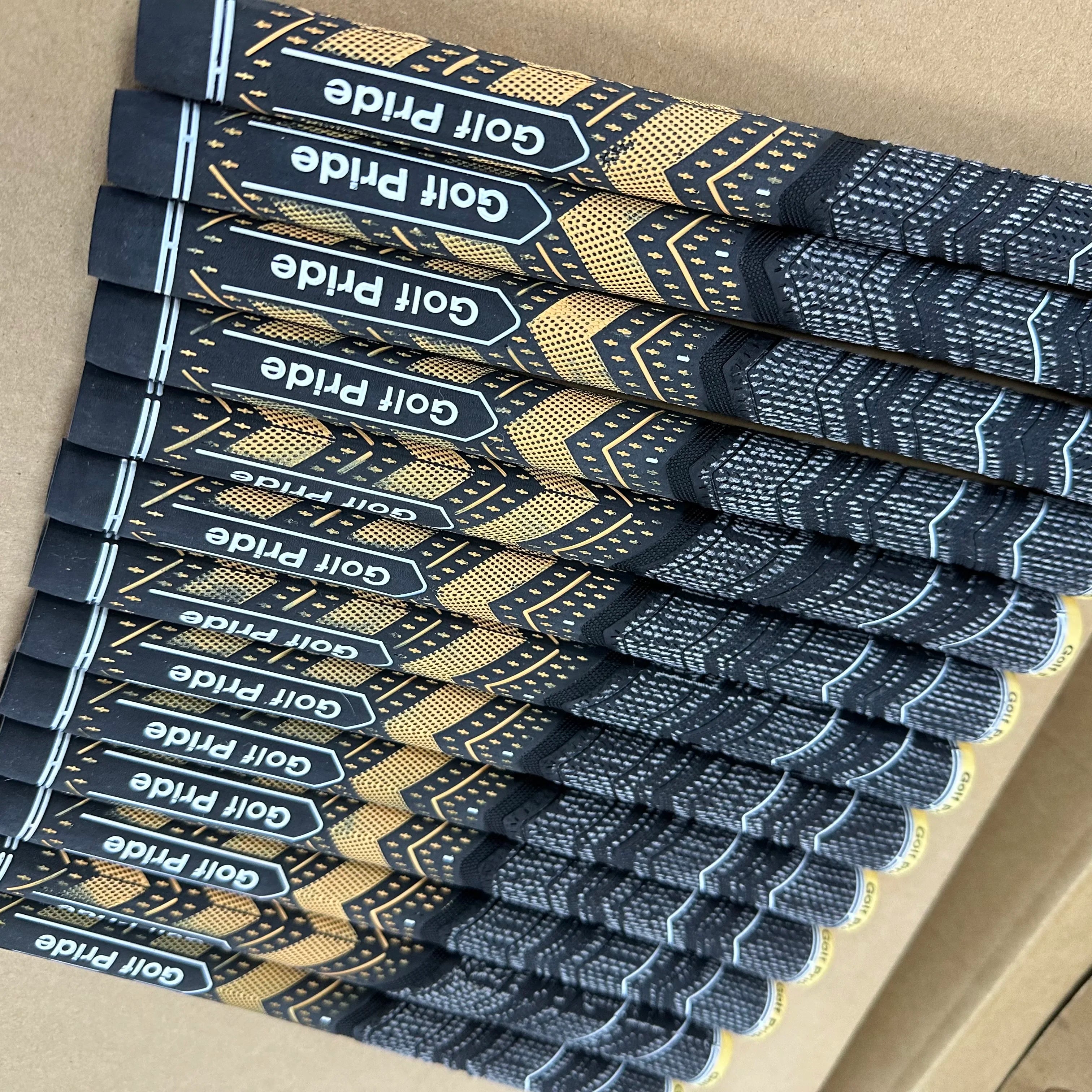 13-Piece Set Golf Pride Standard MCC Plus 4 Golf Grips US Warehouse
