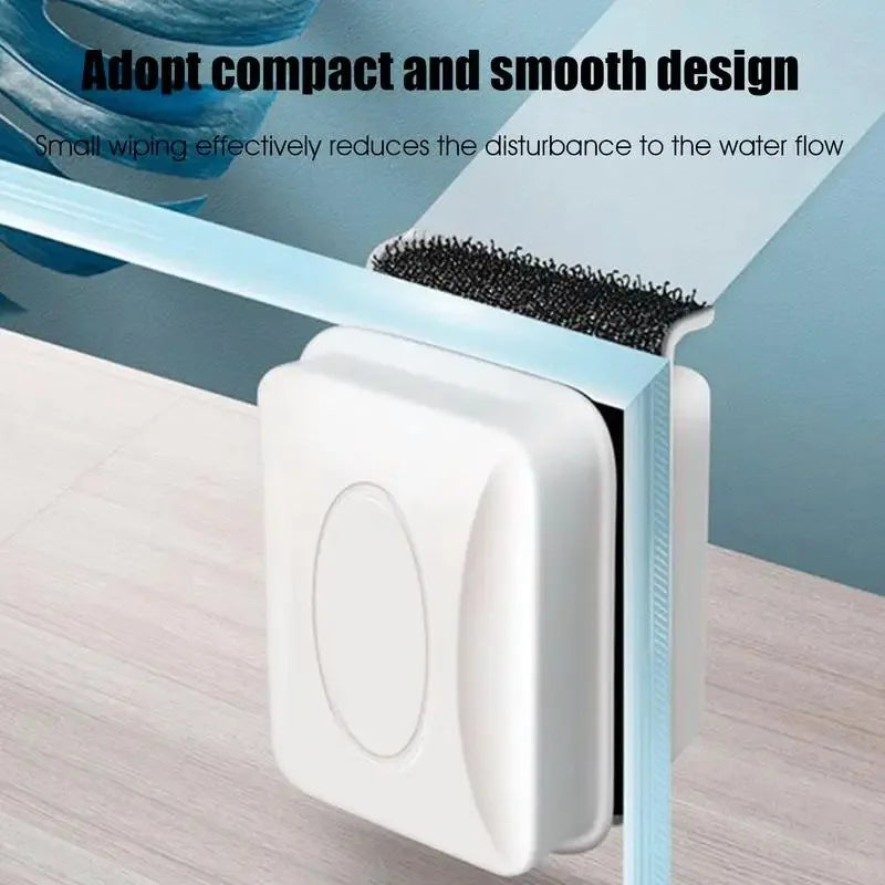 Effortlessly scrub away algae with this magnetic aquarium cleaning brush—tank cleaning has never been easier!