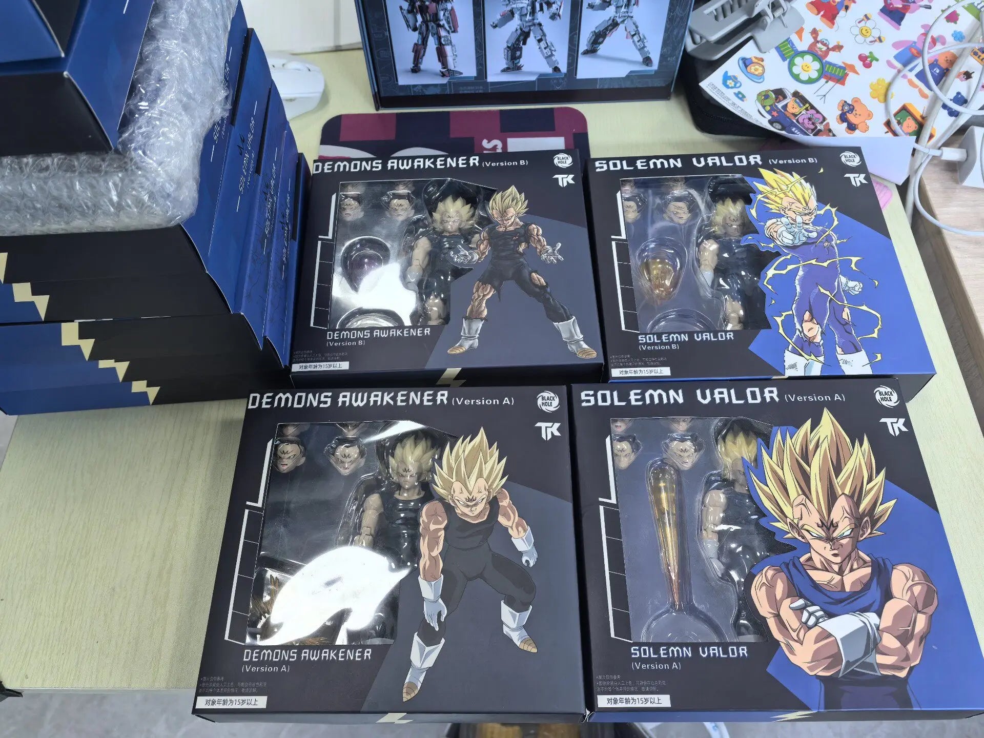  ﻿In stock Black Hole Toys & TK Super Saiyan SSJ Majin Vegeta Battle Damage Full Power anime Action Figure model toy gifts