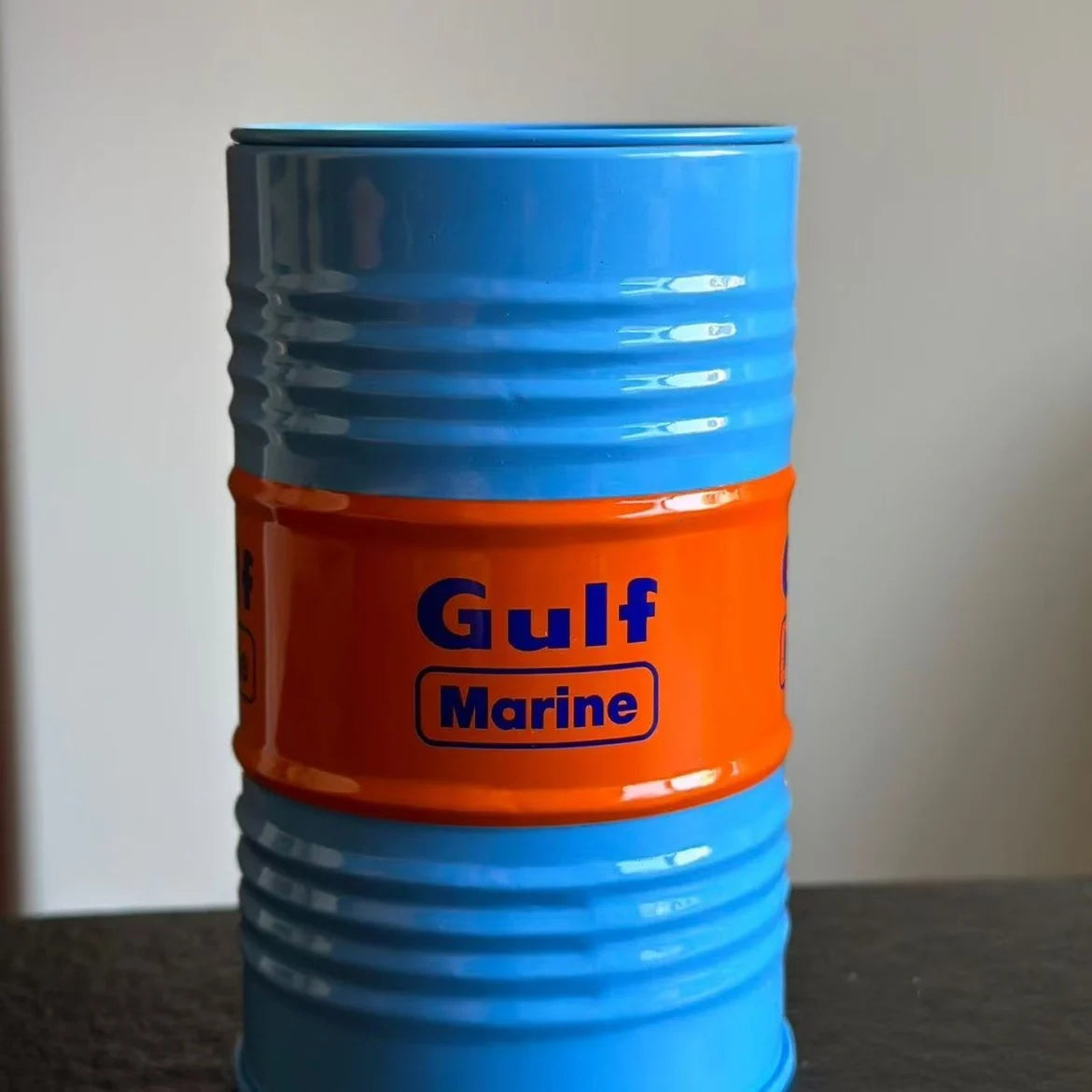 Gulf Oil Racing Car Micro Model Iron Box Scene Desktop Ornament Storage Tank Home Garden Decorative Craft for Collectors Gift
