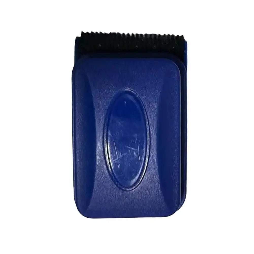 Effortlessly scrub away algae with this magnetic aquarium cleaning brush—tank cleaning has never been easier!