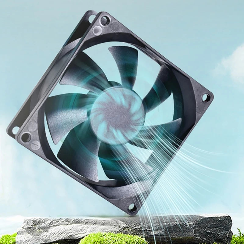 Fish Tank Cooling Fan 135° Rotation Aquarium Cooling Heat Dissipation Cooling Fan Cool Down Temperature 13mm Tank Thickness