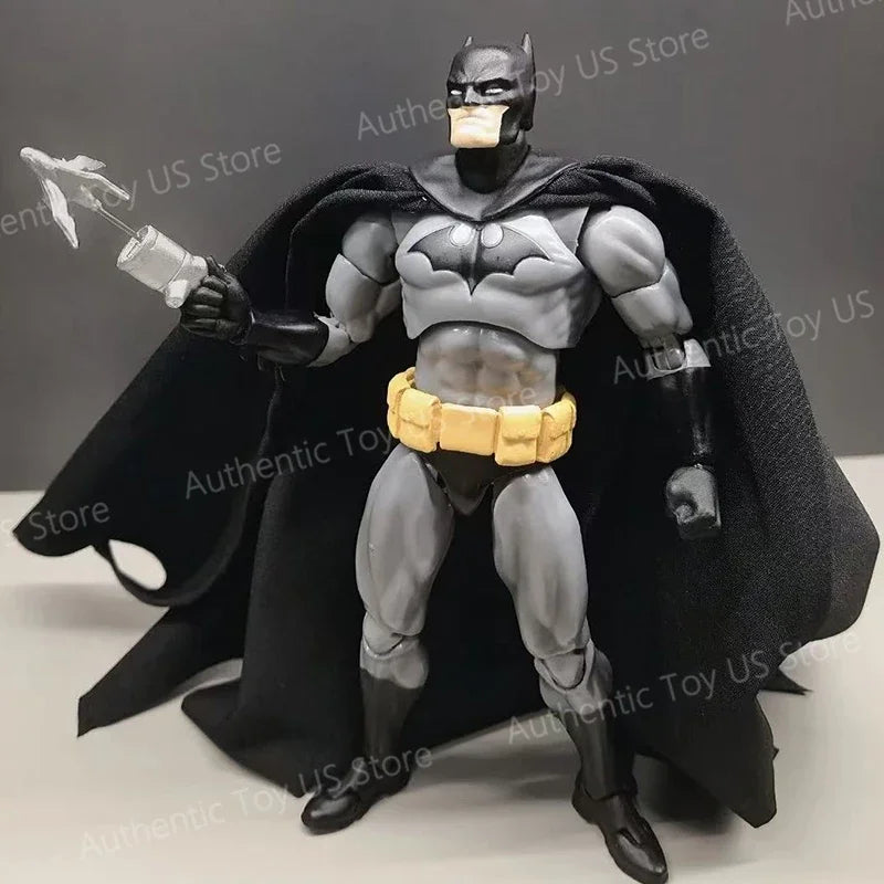 2025 NEW CT Toys Batman Figure Batman Mafex 126 Action Figure DC Justice League Hush Figurine The Dark Knight Collection Kid Toy