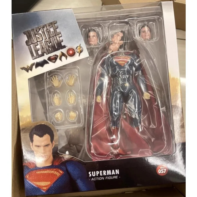 MAF057 Superman Action Figures Joint Mobile Handheld Justice League Superman Boxed Handheld Model Desktop Ornament Gift