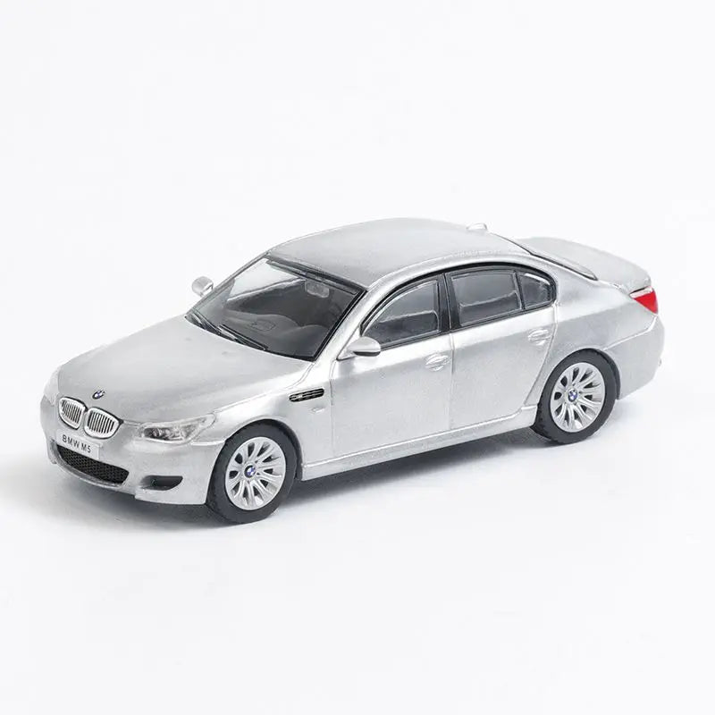 SHADOW 1:64 M5 E60 Alloy Model Car For Six Colors