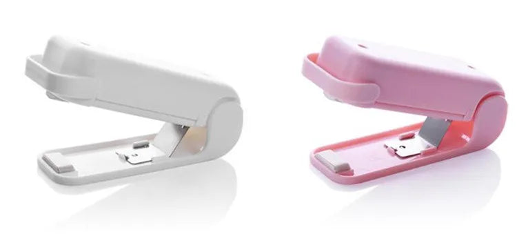 Seal your food bags easily with this mini heat bag seal machine—thermal plastic sealer perfect for keeping packages fresh and airtight!