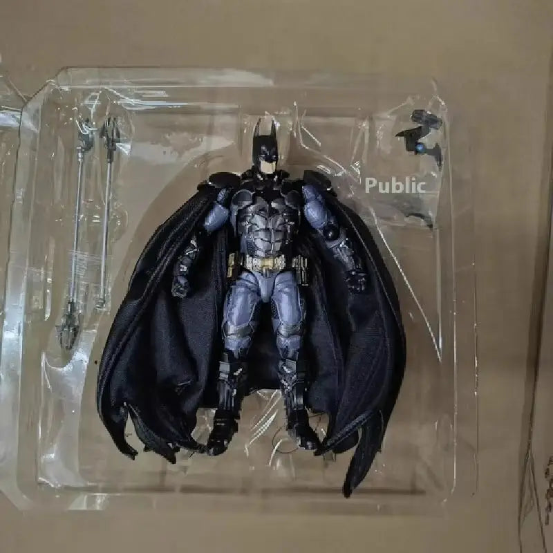 Factory Kaiyodo Amazing Yamaguchi Revoltech Batman Arkham Knight Ver Movie Action Figures Collection Ko Model Custom Toy