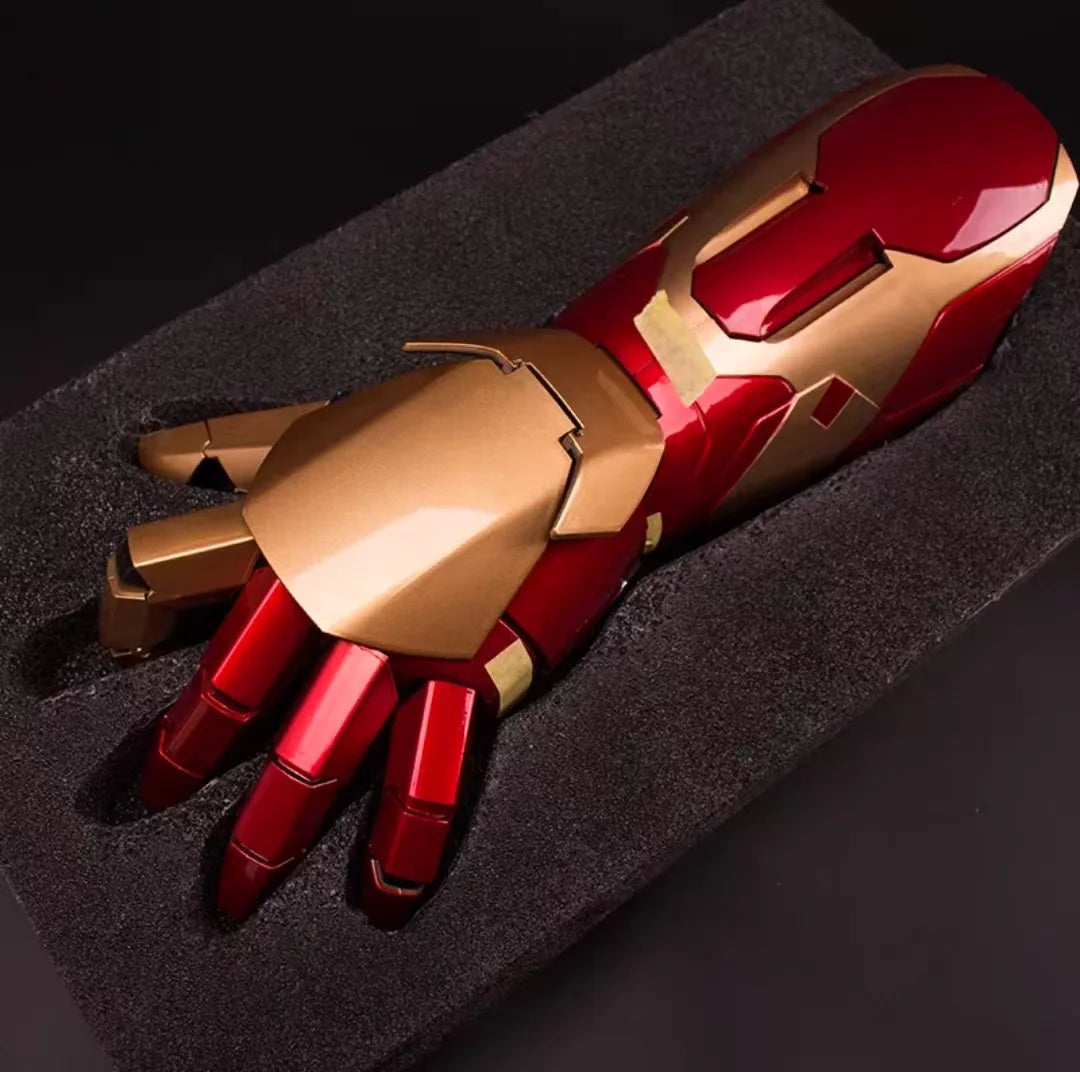 MK42 Figure Toy 1/1 Wearable Iron Man Armor Arm Palm With Led Light Halloween Party Carnival Props Cosplay Costumes Collection