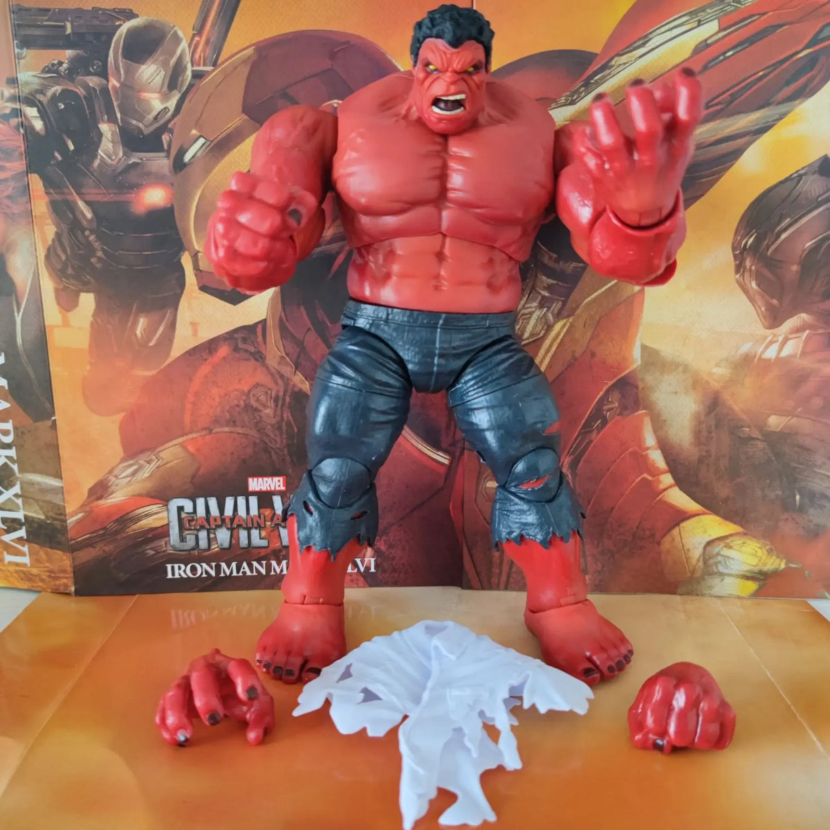 Marvel Legends Incredible Red Hulk Exclusive 8" Loose Action Figure