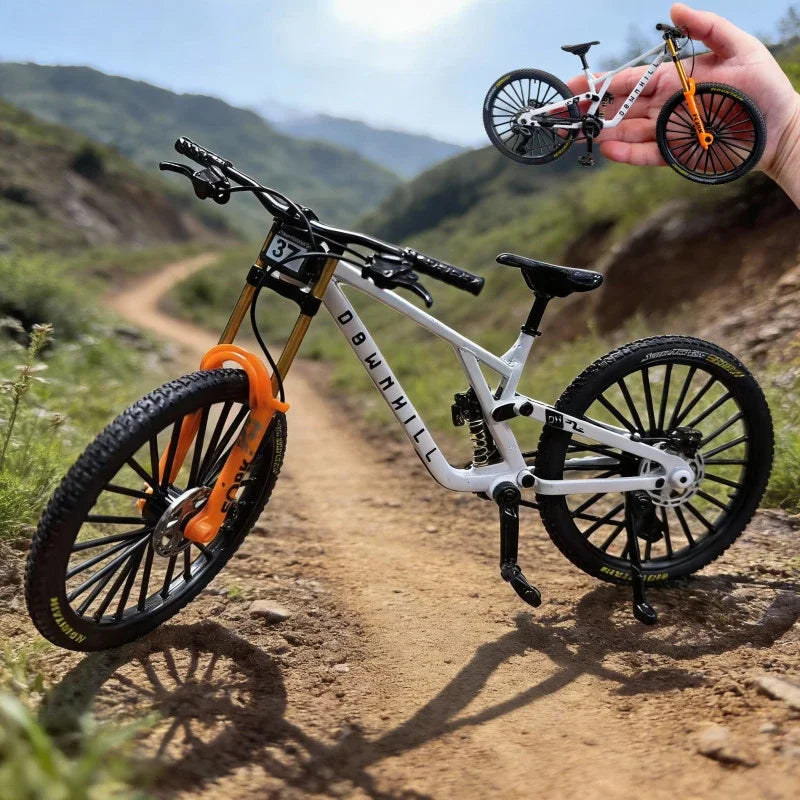 1:8 Scale Alloy Mountain Bike Model – Dual Shock Absorbers&Removable Number, Ideal Gift&Desktop Decoration for Bike Enthusiasts.