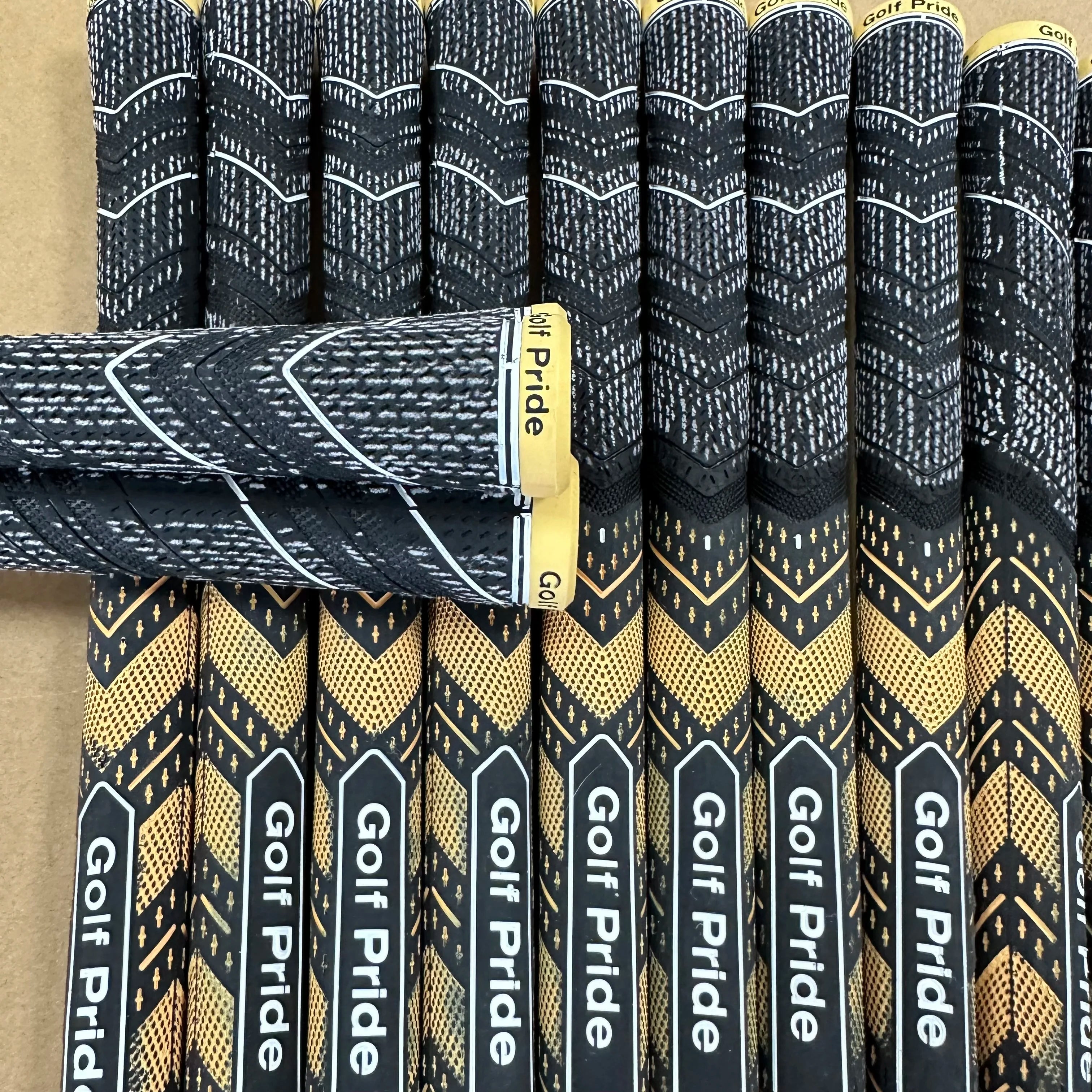 13-Piece Set Golf Pride Standard MCC Plus 4 Golf Grips US Warehouse
