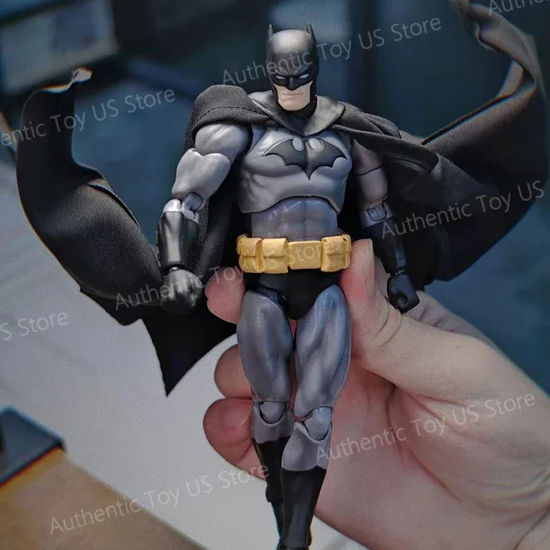 2025 NEW CT Toys Batman Figure Batman Mafex 126 Action Figure DC Justice League Hush Figurine The Dark Knight Collection Kid Toy