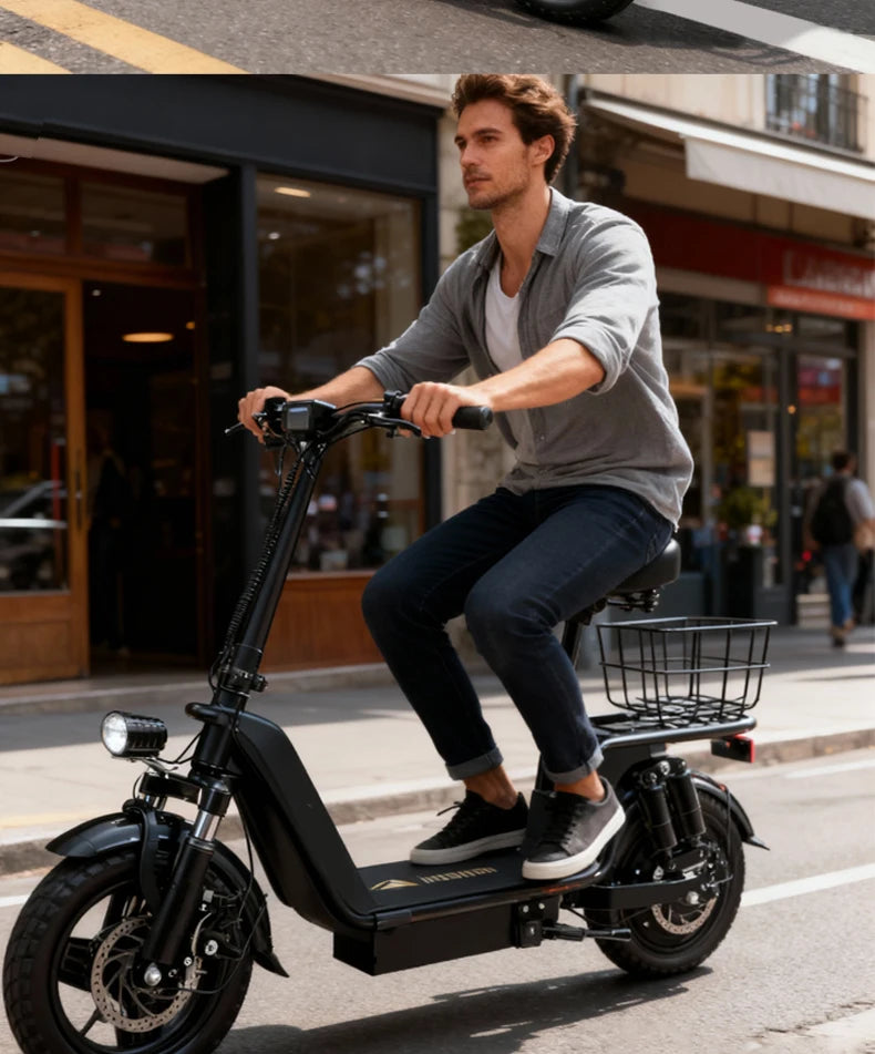 Ride comfortably on this electric scooter with weight-bearing pedals, a powerful 500W motor, and a waterproof lithium battery for a reliable and enjoyable commuting experience.