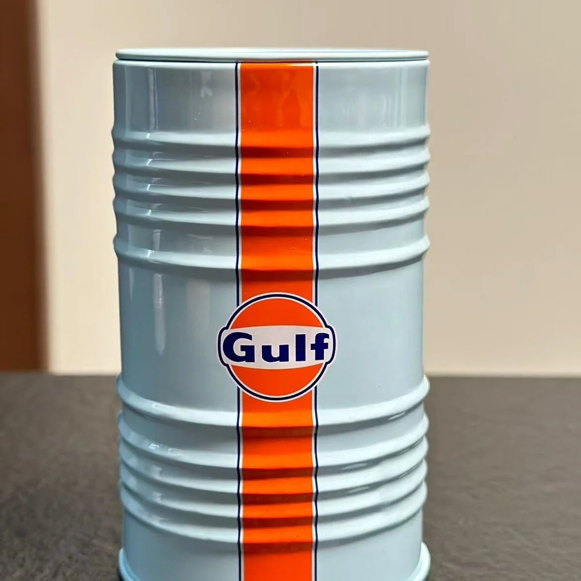 Gulf Oil Racing Car Micro Model Iron Box Scene Desktop Ornament Storage Tank Home Garden Decorative Craft for Collectors Gift