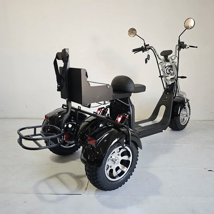 Experience high power and off-road capabilities with these 3000W and 2000W 3-wheel electric scooters. Perfect for adventurous rides and off-road terrain exploration.