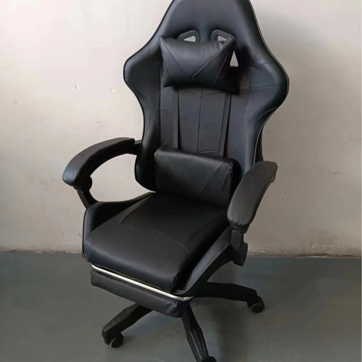 Gaming Chair Ergonomic Office Chair Adjustable Swivel Computer Chair Silent Wheels Lumbar Support Comfortable Seat Home