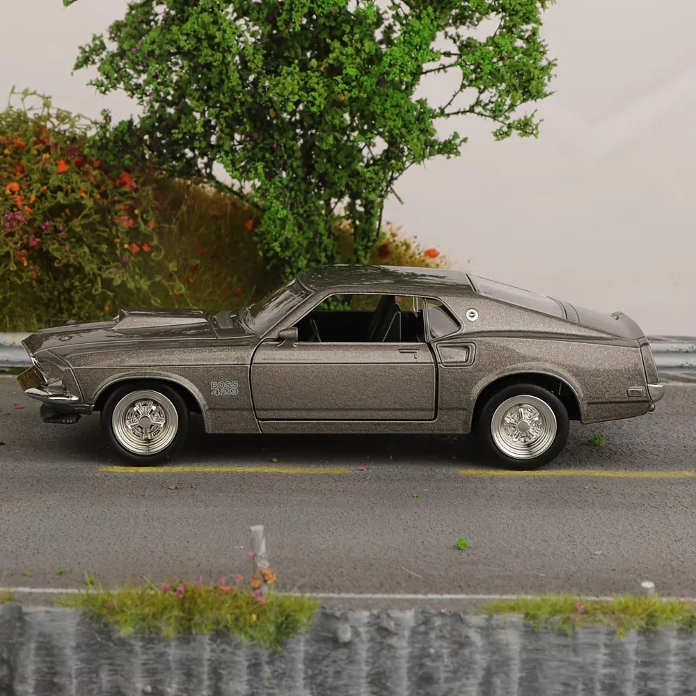 1:36 Ford Mustang Boss 429 Toy Car For Children RMZ CiTY Diecast Vehicle Miniature Pull Back Display Collection Gift For Boys