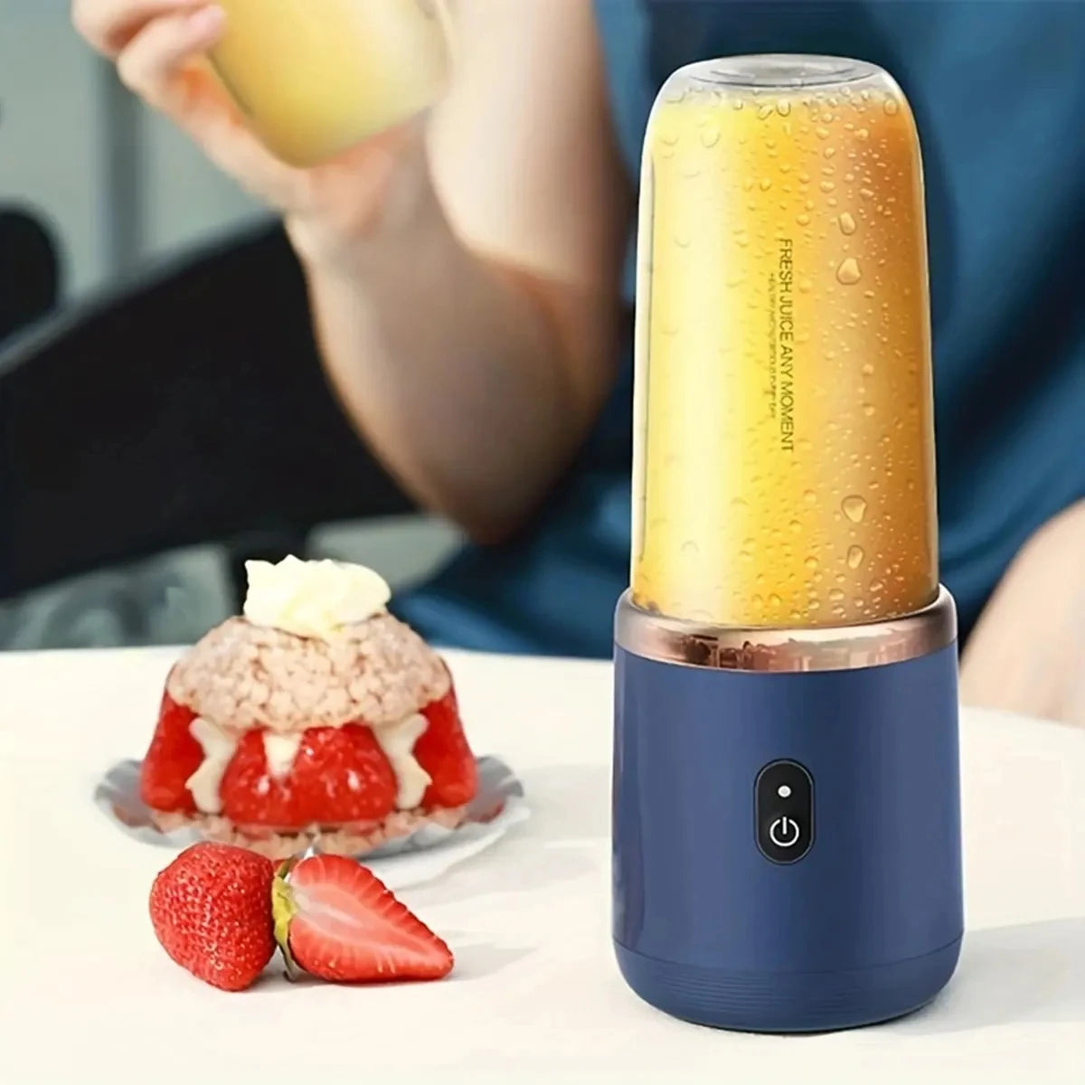 Portable Electric Juice Extractor Household Multi Function 6 Blades Mini Juice Cup Mixing Smoothies Auxiliary Food for Kitchen
